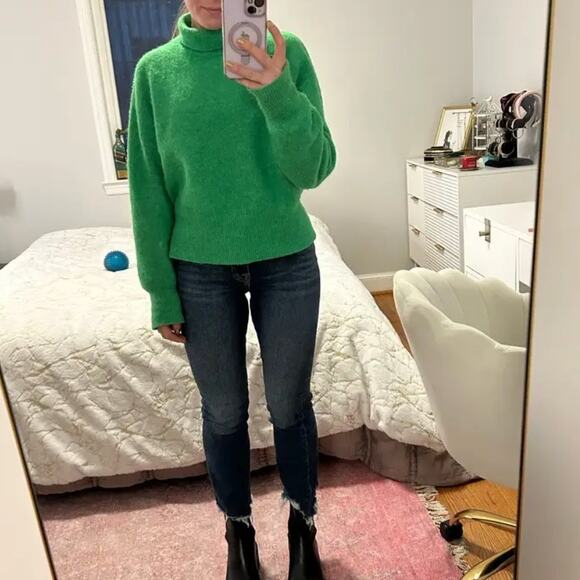 Samsoe Kelly Green Turtleneck Sweater SMALL Soft Wool Alpaca Cropped Bright $300 - Picture 2 of 8